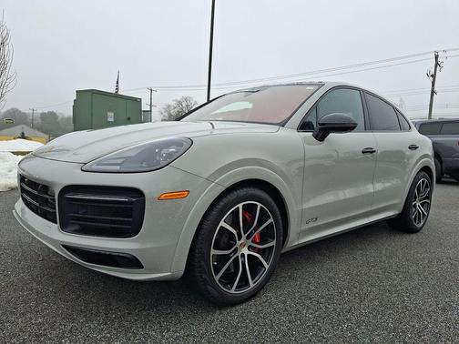 2021 Porsche Cayenne GTS