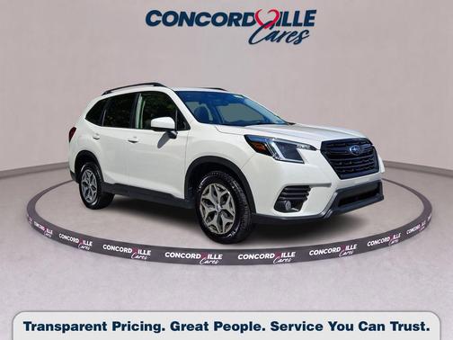 Crystal White Pearl 2023 Subaru Forester Premium