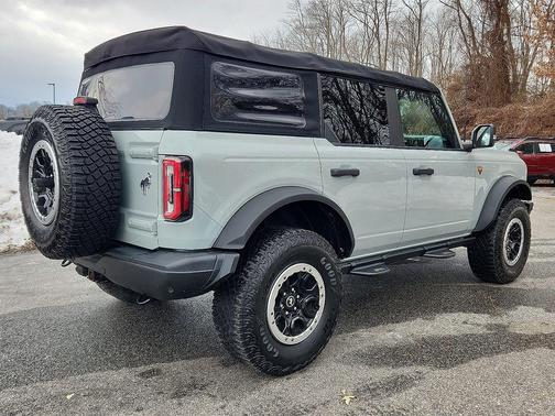 2022 Ford Bronco Badlands