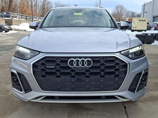 2022 Audi Q5 45 S line Premium Plus