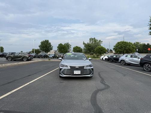 Celestial Silver Metallic 2020 Toyota Avalon Limited