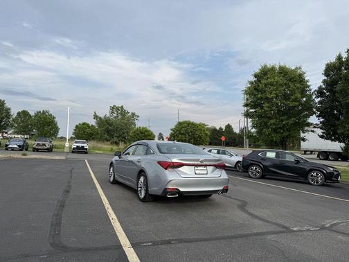 Celestial Silver Metallic 2020 Toyota Avalon Limited