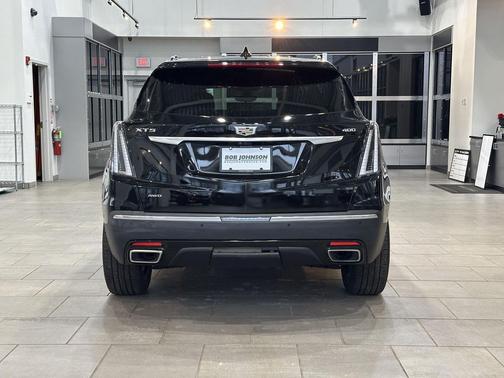 2020 Cadillac XT5 Sport