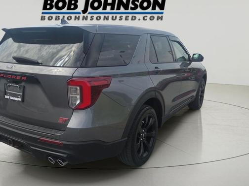 Carbonized Gray Metallic 2021 Ford Explorer ST
