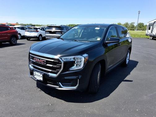 Ebony Twilight Metallic 2024 GMC Terrain SLE