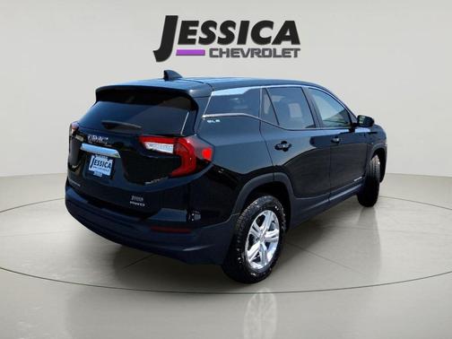 Ebony Twilight Metallic 2024 GMC Terrain SLE