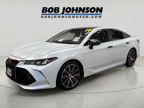 2019 Toyota Avalon XSE