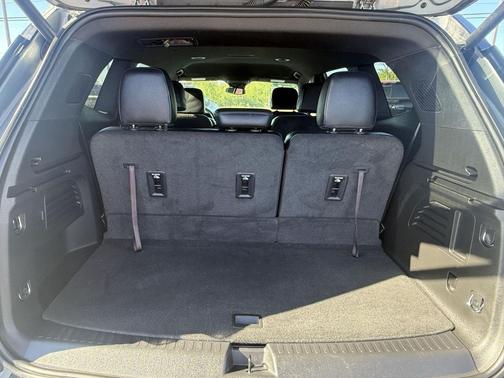 Sterling Metallic 2024 GMC Acadia FWD Elevation