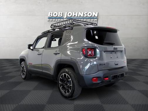 2023 Jeep Renegade Trailhawk