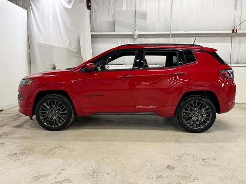 Redline Pearlcoat 2022 Jeep Compass (RED) Edition 4x4