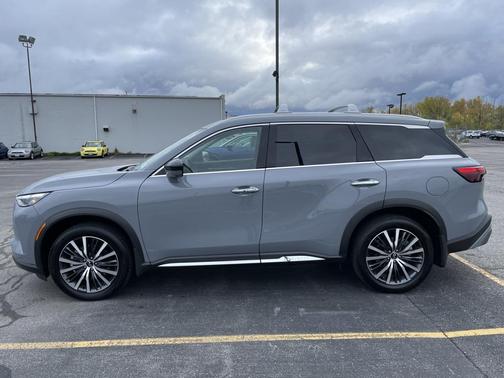 2025 INFINITI QX60 SENSORY