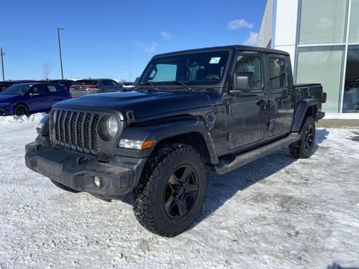 2022 Jeep Gladiator Sport S