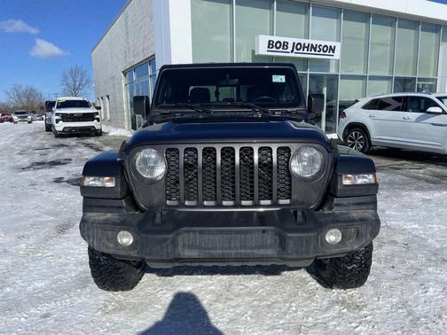 2022 Jeep Gladiator Sport S