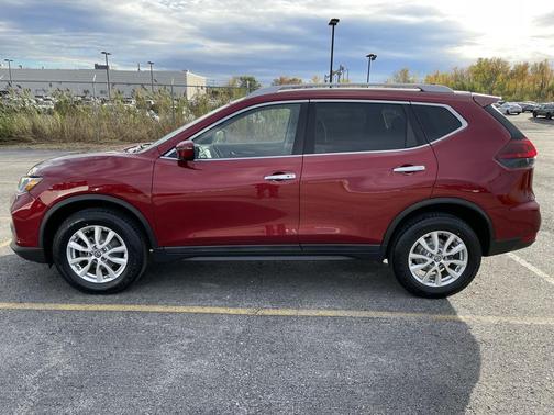 2020 Nissan Rogue SV