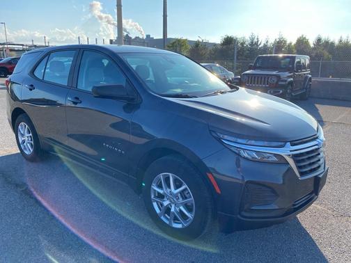 2022 Chevrolet Equinox LS