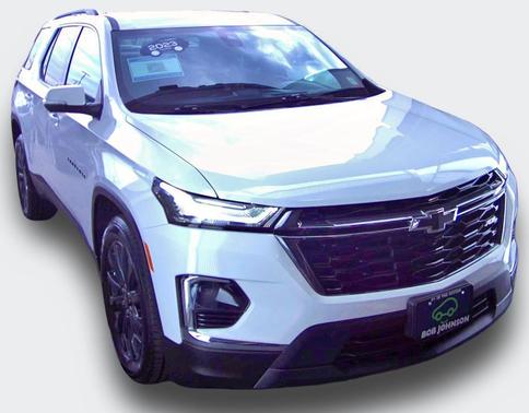 Summit White 2023 Chevrolet Traverse RS