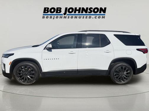 Summit White 2023 Chevrolet Traverse RS
