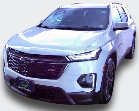 Summit White 2023 Chevrolet Traverse RS
