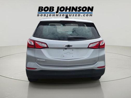 Silver Ice Metallic 2020 Chevrolet Equinox LS