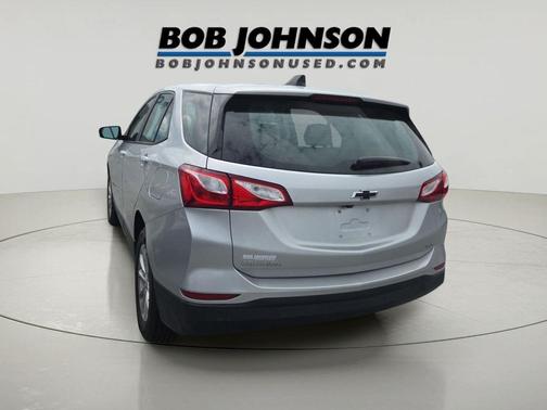Silver Ice Metallic 2020 Chevrolet Equinox LS