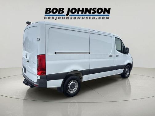 2022 Mercedes-Benz Sprinter 2500 Standard Roof