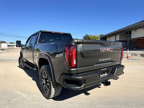 2023 GMC Sierra 2500 AT4