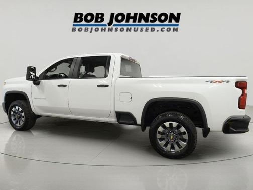 Summit White 2023 Chevrolet Silverado 2500 Custom