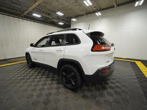 2016 Jeep Cherokee Altitude