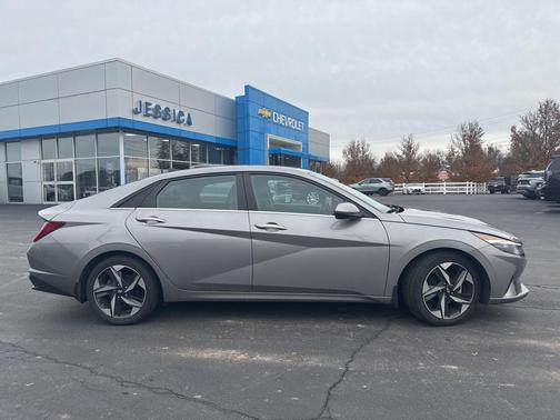 2023 Hyundai ELANTRA Limited