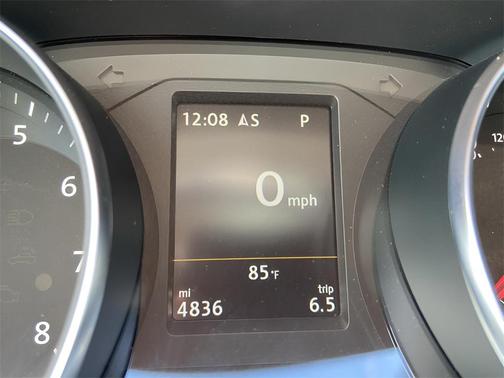 2018 Volkswagen Passat 2.0T SEL Premium