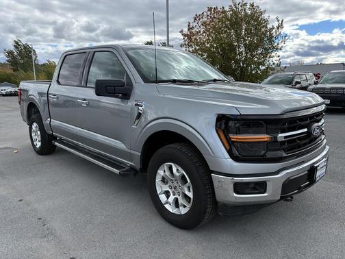 Iconic Silver Metallic 2025 Ford F-150 XLT