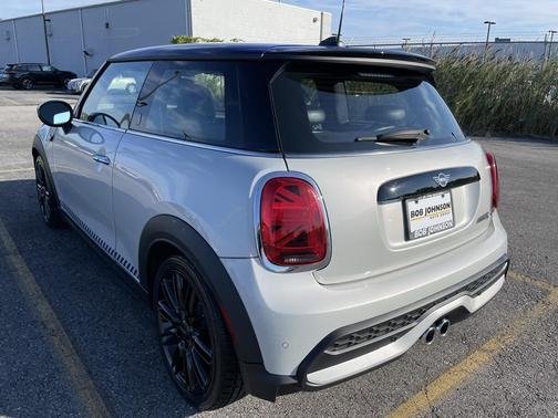 2022 MINI Hardtop Cooper S