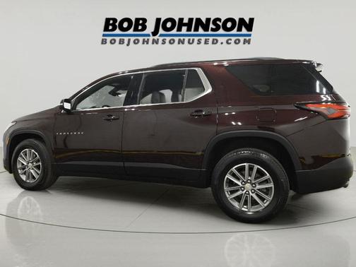 Black Cherry Metallic 2023 Chevrolet Traverse LT Leather