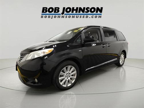 2017 Toyota Sienna XLE Premium