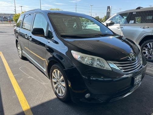 2017 Toyota Sienna XLE Premium