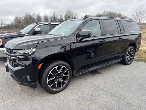 Black 2022 Chevrolet Suburban RST