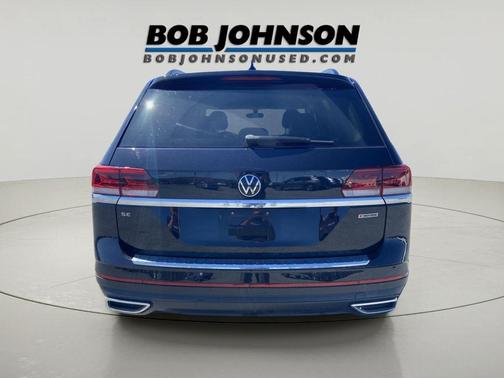 Deep Black Pearl 2022 Volkswagen Atlas 2.0T SE