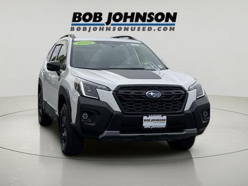 Crystal White Pearl 2025 Subaru Forester Wilderness