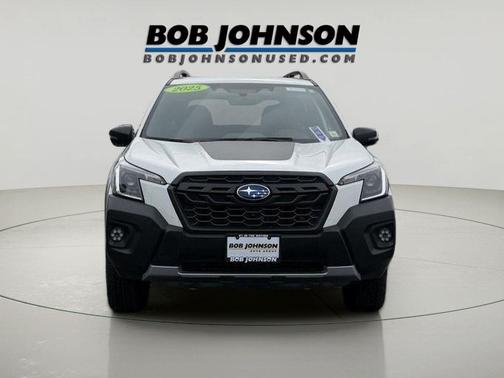Crystal White Pearl 2025 Subaru Forester Wilderness