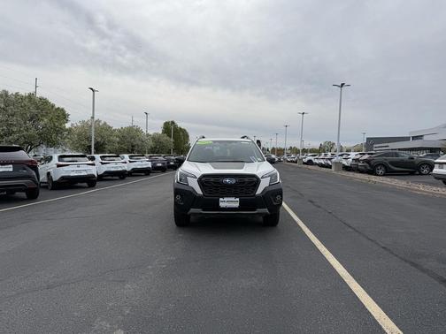 Crystal White Pearl 2025 Subaru Forester Wilderness