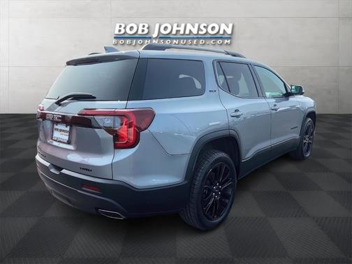 2023 GMC Acadia AWD SLT