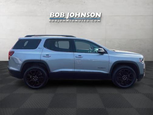 2023 GMC Acadia AWD SLT