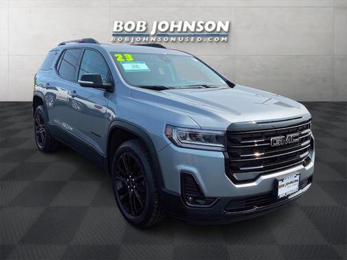 2023 GMC Acadia AWD SLT