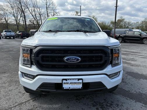 Oxford White 2021 Ford F-150 XLT