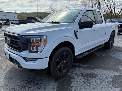 Oxford White 2021 Ford F-150 XLT