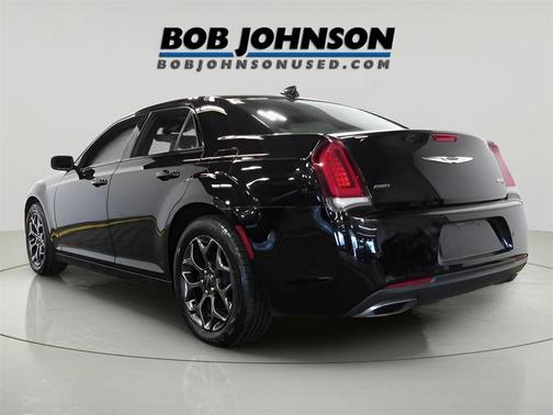 2018 Chrysler 300 S