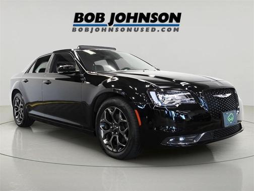 2018 Chrysler 300 S