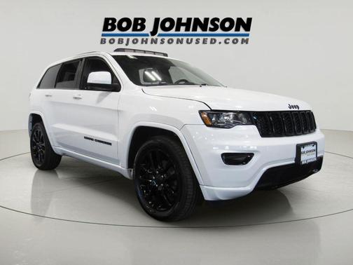 Bright White Clearcoat 2019 Jeep Grand Cherokee Altitude