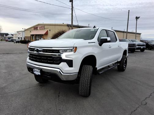 2025 Chevrolet Silverado 1500 LS