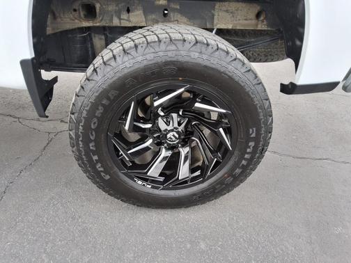 2025 Chevrolet Silverado 1500 LS